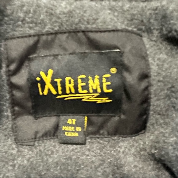iXtreme 4T Hooded Mixed Quilt puffer
Fully Polar fleece lined Measurements in ad - Picture 5 of 17